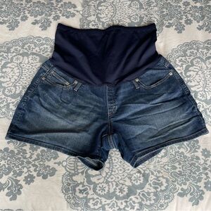 Old Navy Maternity Full Panel Jean Shorts Size 12